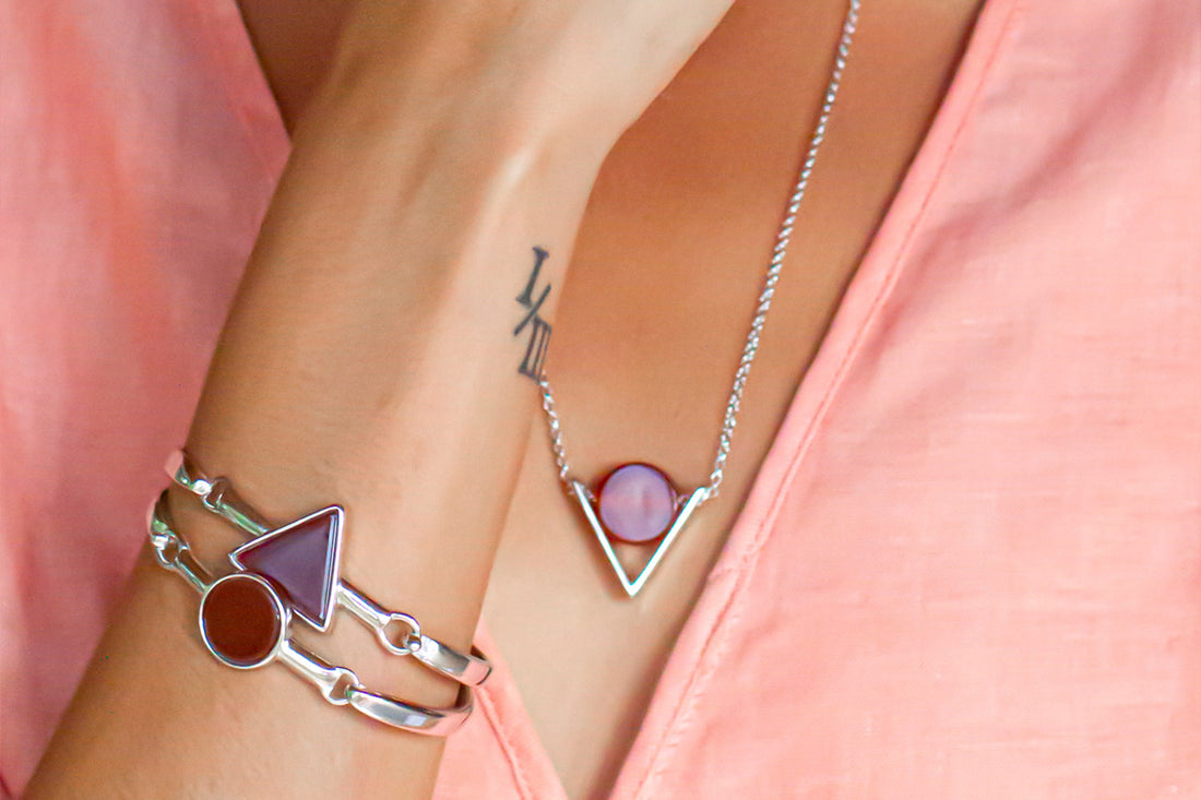 Ágata Vermelha: O Cristal de Poder para Vitalidade e Coragem