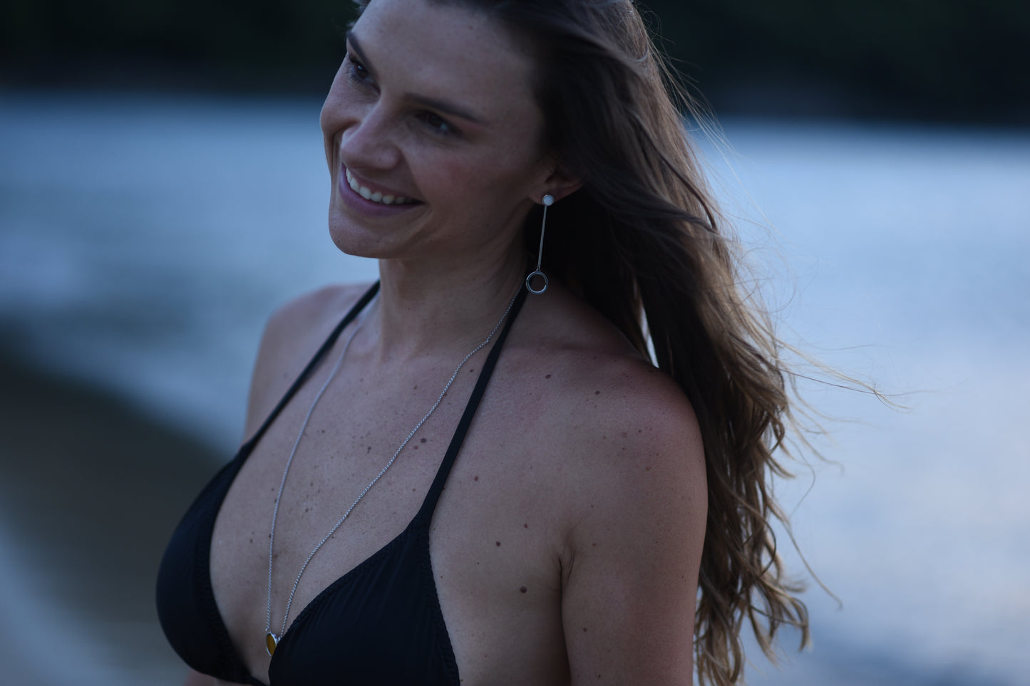 Brinco Lua + Círculo Vazado Ródio Branco