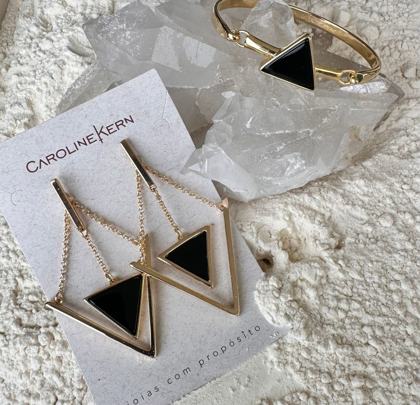 Mix Ágata Preta Brinco Maxi Pirâmide + Bracelete - Ouro