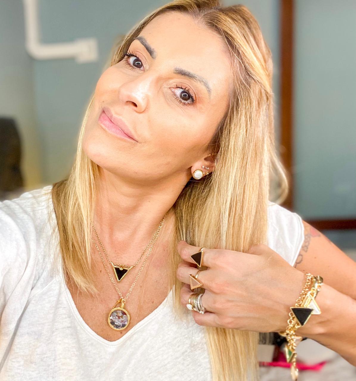 Colar 7 Pirâmides Equilíbrio Ródio Negro