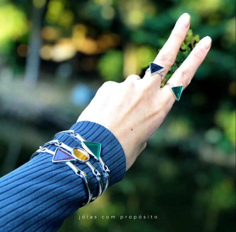 Pulseira Bracelete Pirâmide Ródio Branco